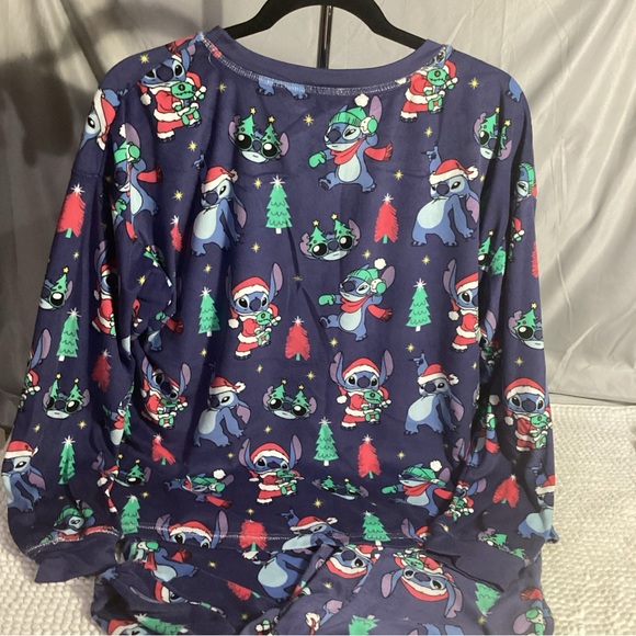 Disney Stitch & Scrump Christmas Long Sleeve Pajama Set Women’s Size L EUC - Picture 6 of 10